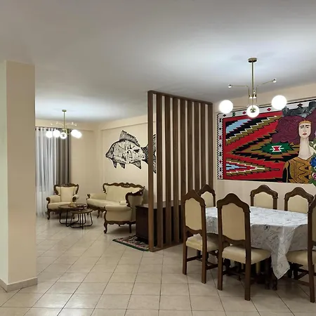 Jusra's , City Center * Szkodra