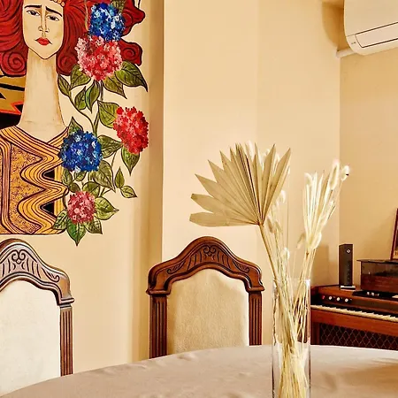 Jusra's , City Center Apartment Shkoder