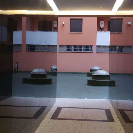 Jusra's , City Center Apartment